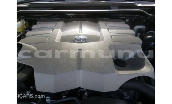 Buy Import Toyota Land Cruiser White Car in Import - Dubai in Region of Bouenza Buy Import Toyota Land Cruiser White Car in Import - Dubai in Region of Bouenza