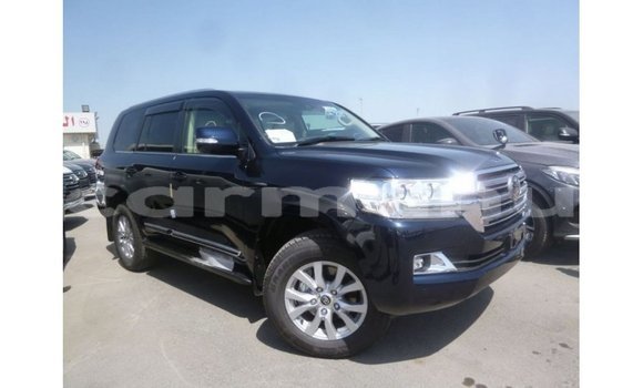 Acheter Import Voiture Toyota Land Cruiser Bleu à Import - Dubai, Région de la Bouenza Acheter Import Voiture Toyota Land Cruiser Bleu à Import - Dubai, Région de la Bouenza