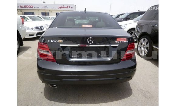 Buy Import Mercedes-Benz 190 Black Car in Import - Dubai in Region of Bouenza Buy Import Mercedes-Benz 190 Black Car in Import - Dubai in Region of Bouenza