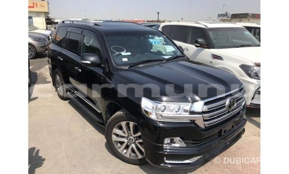 Acheter Import Voiture Toyota Land Cruiser Noir à Import - Dubai, Région de la Bouenza Acheter Import Voiture Toyota Land Cruiser Noir à Import - Dubai, Région de la Bouenza
