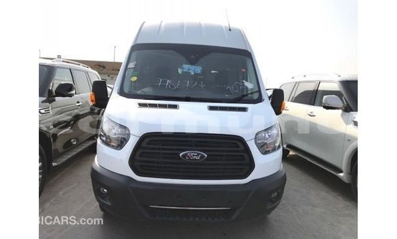 Buy Import Ford Club Wagon White Car in Import - Dubai in Region of Bouenza Buy Import Ford Club Wagon White Car in Import - Dubai in Region of Bouenza