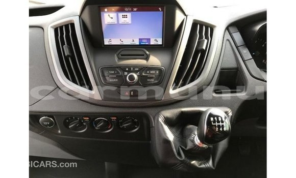 Buy Import Ford Club Wagon White Car in Import - Dubai in Region of Bouenza Buy Import Ford Club Wagon White Car in Import - Dubai in Region of Bouenza