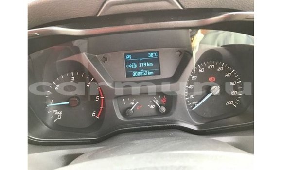 Buy Import Ford Club Wagon White Car in Import - Dubai in Region of Bouenza Buy Import Ford Club Wagon White Car in Import - Dubai in Region of Bouenza