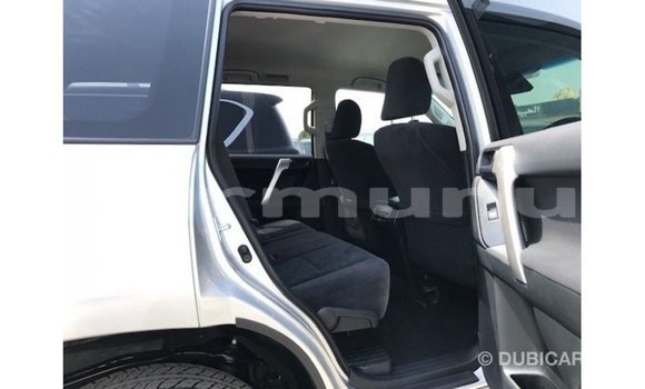 Buy Import Toyota Prado Other Car in Import - Dubai in Region of Bouenza Buy Import Toyota Prado Other Car in Import - Dubai in Region of Bouenza