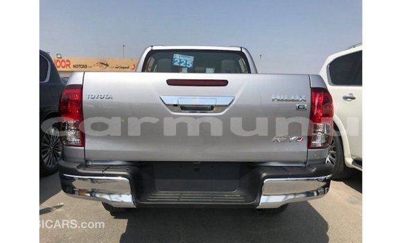 Buy Import Toyota Hilux Other Car in Import - Dubai in Region of Bouenza Buy Import Toyota Hilux Other Car in Import - Dubai in Region of Bouenza