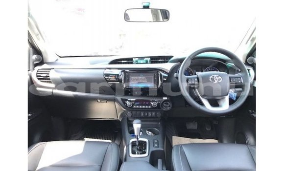 Buy Import Toyota Hilux Black Car in Import - Dubai in Region of Bouenza Buy Import Toyota Hilux Black Car in Import - Dubai in Region of Bouenza