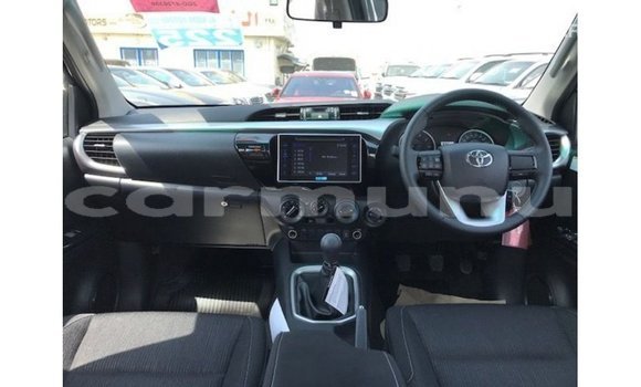 Buy Import Toyota Hilux Black Car in Import - Dubai in Region of Bouenza Buy Import Toyota Hilux Black Car in Import - Dubai in Region of Bouenza