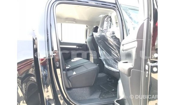 Buy Import Toyota Hilux Black Car in Import - Dubai in Region of Bouenza Buy Import Toyota Hilux Black Car in Import - Dubai in Region of Bouenza