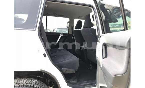 Buy Import Toyota Prado White Car in Import - Dubai in Region of Bouenza Buy Import Toyota Prado White Car in Import - Dubai in Region of Bouenza