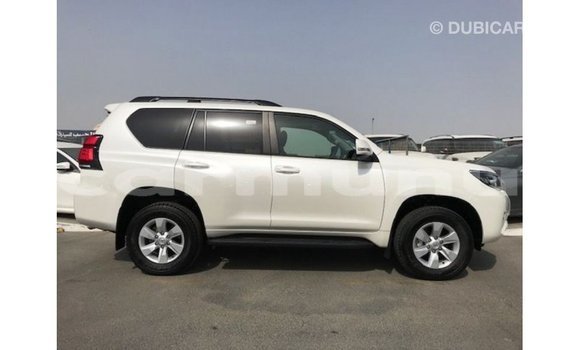 Buy Import Toyota Prado White Car in Import - Dubai in Region of Bouenza Buy Import Toyota Prado White Car in Import - Dubai in Region of Bouenza