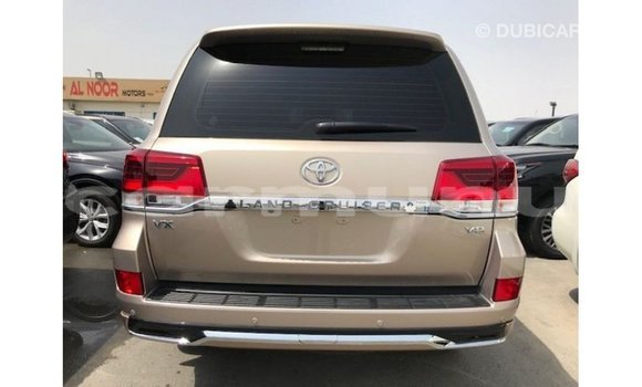 Buy Import Toyota Land Cruiser Other Car in Import - Dubai in Region of Bouenza Buy Import Toyota Land Cruiser Other Car in Import - Dubai in Region of Bouenza