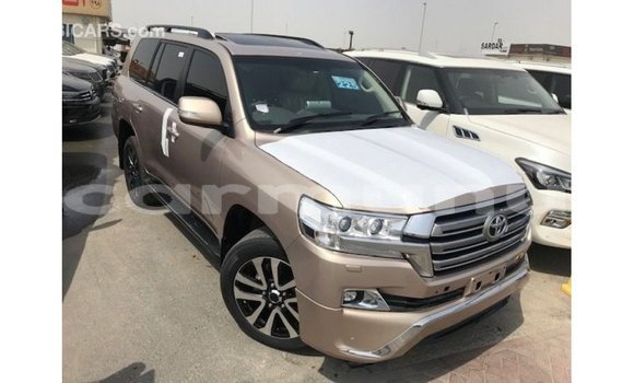 Buy Import Toyota Land Cruiser Other Car in Import - Dubai in Region of Bouenza Buy Import Toyota Land Cruiser Other Car in Import - Dubai in Region of Bouenza