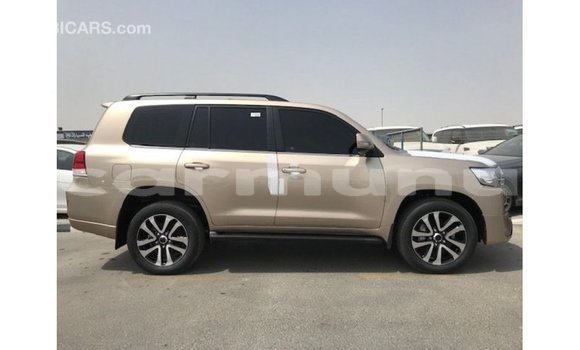 Buy Import Toyota Land Cruiser Other Car in Import - Dubai in Region of Bouenza Buy Import Toyota Land Cruiser Other Car in Import - Dubai in Region of Bouenza