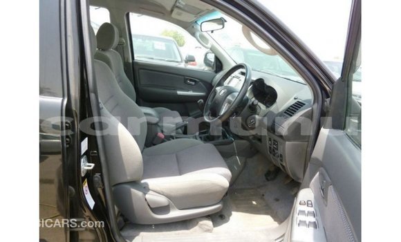 Buy Import Toyota Hilux Black Car in Import - Dubai in Region of Bouenza Buy Import Toyota Hilux Black Car in Import - Dubai in Region of Bouenza