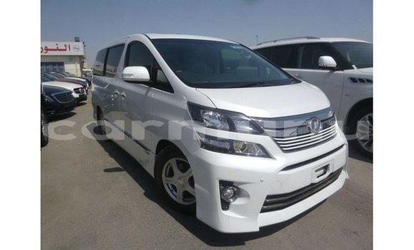Buy Import Toyota Vellfire White Car in Import - Dubai in Region of Bouenza Buy Import Toyota Vellfire White Car in Import - Dubai in Region of Bouenza