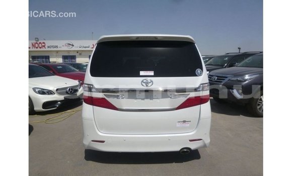 Buy Import Toyota Vellfire White Car in Import - Dubai in Region of Bouenza Buy Import Toyota Vellfire White Car in Import - Dubai in Region of Bouenza