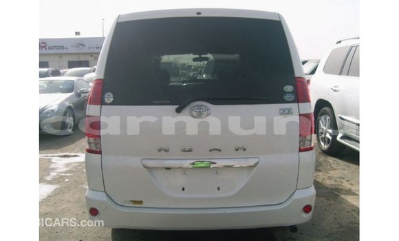 Acheter Import Voiture Toyota Noah Blanc à Import - Dubai, Région de la Bouenza Acheter Import Voiture Toyota Noah Blanc à Import - Dubai, Région de la Bouenza