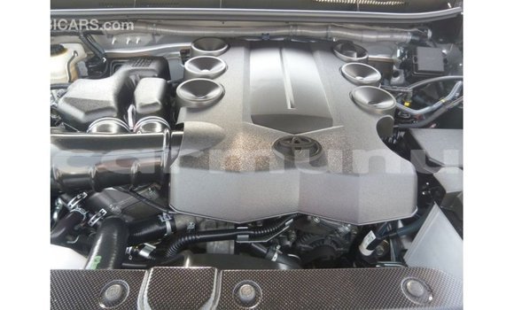 Buy Import Toyota Prado Other Car in Import - Dubai in Region of Bouenza Buy Import Toyota Prado Other Car in Import - Dubai in Region of Bouenza