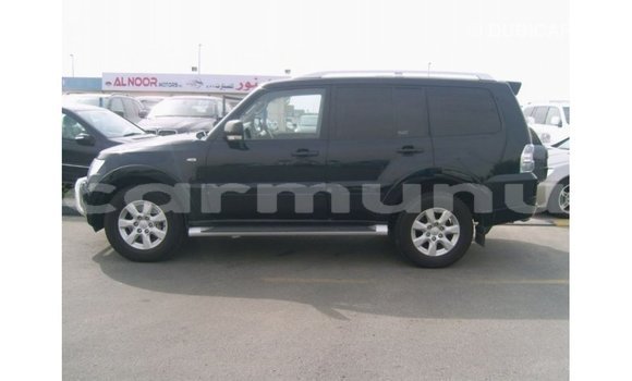 Acheter Import Voiture Mitsubishi Pajero Noir à Import - Dubai, Région de la Bouenza Acheter Import Voiture Mitsubishi Pajero Noir à Import - Dubai, Région de la Bouenza