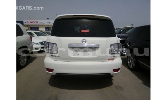 Buy Import Nissan Patrol White Car in Import - Dubai in Region of Bouenza Buy Import Nissan Patrol White Car in Import - Dubai in Region of Bouenza