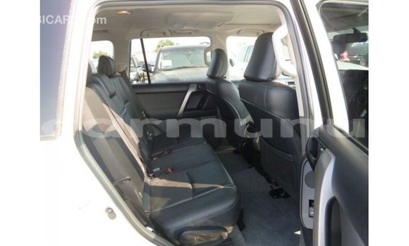 Buy Import Toyota Prado White Car in Import - Dubai in Region of Bouenza Buy Import Toyota Prado White Car in Import - Dubai in Region of Bouenza