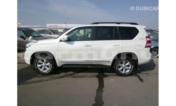 Buy Import Toyota Prado White Car in Import - Dubai in Region of Bouenza Buy Import Toyota Prado White Car in Import - Dubai in Region of Bouenza