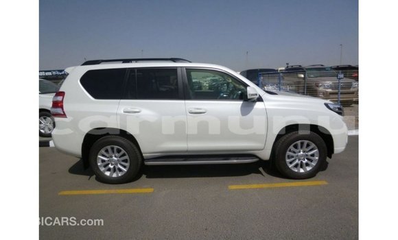 Buy Import Toyota Prado White Car in Import - Dubai in Region of Bouenza Buy Import Toyota Prado White Car in Import - Dubai in Region of Bouenza