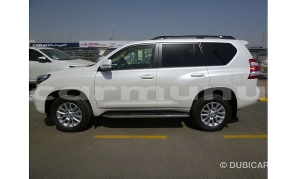 Buy Import Toyota Prado White Car in Import - Dubai in Region of Bouenza Buy Import Toyota Prado White Car in Import - Dubai in Region of Bouenza
