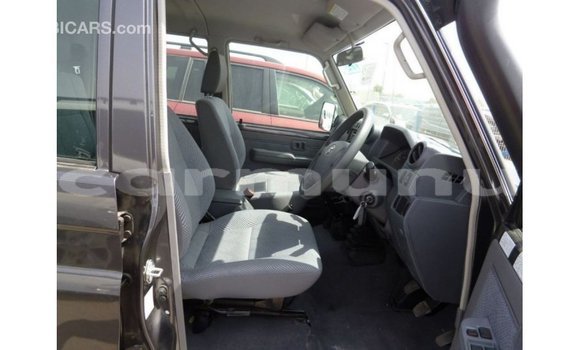 Buy Import Toyota Land Cruiser Other Car in Import - Dubai in Region of Bouenza Buy Import Toyota Land Cruiser Other Car in Import - Dubai in Region of Bouenza