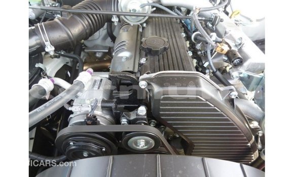 Buy Import Toyota Land Cruiser White Car in Import - Dubai in Region of Bouenza Buy Import Toyota Land Cruiser White Car in Import - Dubai in Region of Bouenza