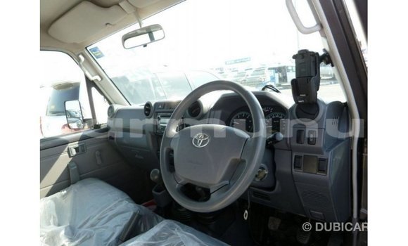 Acheter Import Voiture Toyota Land Cruiser Autre à Import - Dubai, Région de la Bouenza Acheter Import Voiture Toyota Land Cruiser Autre à Import - Dubai, Région de la Bouenza