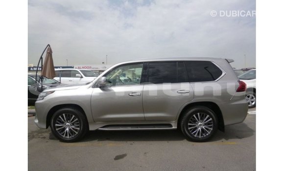 Acheter Import Voiture Lexus LX Autre à Import - Dubai, Région de la Bouenza Acheter Import Voiture Lexus LX Autre à Import - Dubai, Région de la Bouenza
