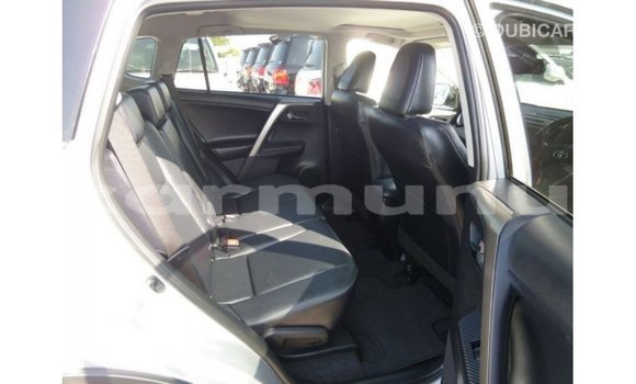 Acheter Import Utilitaire Toyota HiAce Autre à Import - Dubai, Région de la Bouenza Acheter Import Utilitaire Toyota HiAce Autre à Import - Dubai, Région de la Bouenza