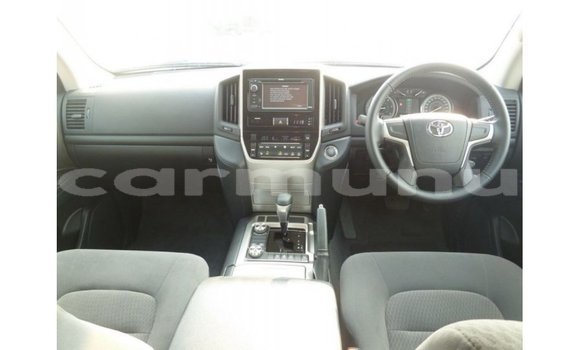 Buy Import Toyota Land Cruiser Black Car in Import - Dubai in Region of Bouenza Buy Import Toyota Land Cruiser Black Car in Import - Dubai in Region of Bouenza