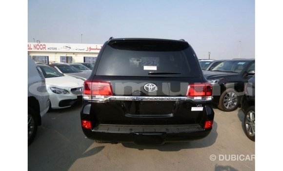 Buy Import Toyota Land Cruiser Black Car in Import - Dubai in Region of Bouenza Buy Import Toyota Land Cruiser Black Car in Import - Dubai in Region of Bouenza