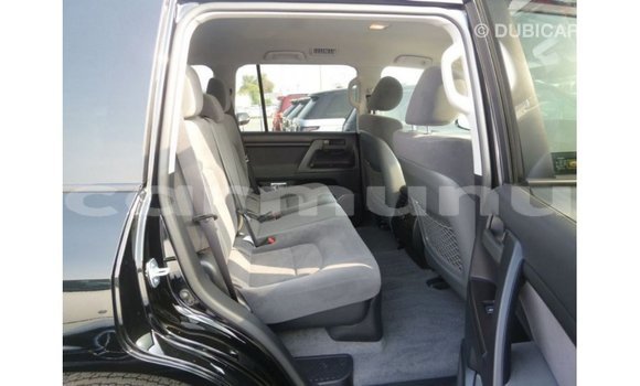 Buy Import Toyota Land Cruiser Black Car in Import - Dubai in Region of Bouenza Buy Import Toyota Land Cruiser Black Car in Import - Dubai in Region of Bouenza
