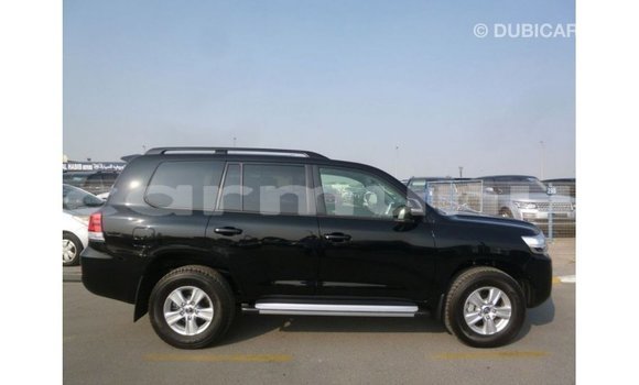 Buy Import Toyota Land Cruiser Black Car in Import - Dubai in Region of Bouenza Buy Import Toyota Land Cruiser Black Car in Import - Dubai in Region of Bouenza