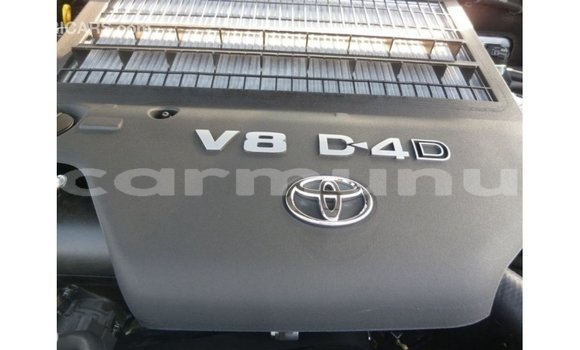 Buy Import Toyota Land Cruiser Black Car in Import - Dubai in Region of Bouenza Buy Import Toyota Land Cruiser Black Car in Import - Dubai in Region of Bouenza