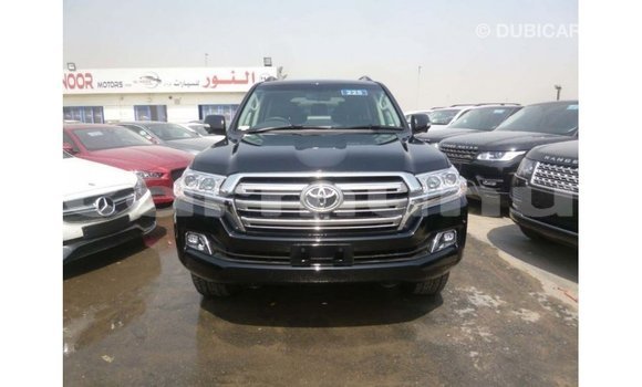 Buy Import Toyota Land Cruiser Black Car in Import - Dubai in Region of Bouenza Buy Import Toyota Land Cruiser Black Car in Import - Dubai in Region of Bouenza