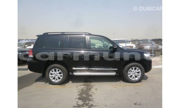 Buy Import Toyota Land Cruiser Black Car in Import - Dubai in Region of Bouenza Buy Import Toyota Land Cruiser Black Car in Import - Dubai in Region of Bouenza
