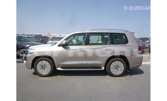 Acheter Import Voiture Toyota Land Cruiser Autre à Import - Dubai, Région de la Bouenza Acheter Import Voiture Toyota Land Cruiser Autre à Import - Dubai, Région de la Bouenza