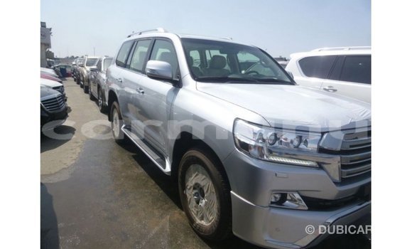 Acheter Import Voiture Toyota Land Cruiser Autre à Import - Dubai, Région de la Bouenza Acheter Import Voiture Toyota Land Cruiser Autre à Import - Dubai, Région de la Bouenza