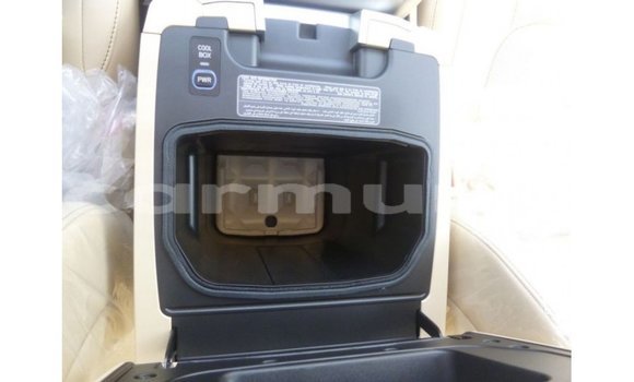 Acheter Import Voiture Toyota Land Cruiser Autre à Import - Dubai, Région de la Bouenza Acheter Import Voiture Toyota Land Cruiser Autre à Import - Dubai, Région de la Bouenza