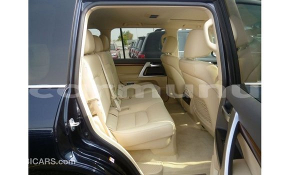 Buy Import Toyota Land Cruiser Blue Car in Import - Dubai in Region of Bouenza Buy Import Toyota Land Cruiser Blue Car in Import - Dubai in Region of Bouenza