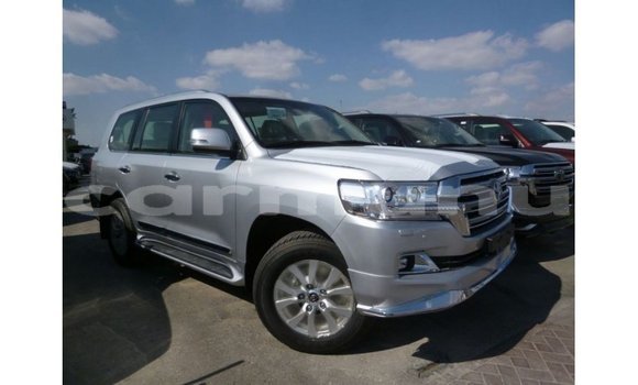 Acheter Import Voiture Toyota Land Cruiser Autre à Import - Dubai, Région de la Bouenza Acheter Import Voiture Toyota Land Cruiser Autre à Import - Dubai, Région de la Bouenza