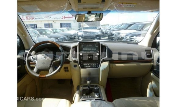 Buy Import Toyota Land Cruiser Other Car in Import - Dubai in Region of Bouenza Buy Import Toyota Land Cruiser Other Car in Import - Dubai in Region of Bouenza