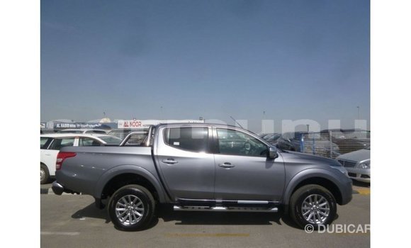 Acheter Import Voiture Mitsubishi i Autre à Import - Dubai, Région de la Bouenza Acheter Import Voiture Mitsubishi i Autre à Import - Dubai, Région de la Bouenza