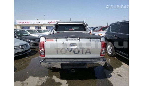 Acheter Import Voiture Toyota Hilux Autre à Import - Dubai, Région de la Bouenza Acheter Import Voiture Toyota Hilux Autre à Import - Dubai, Région de la Bouenza