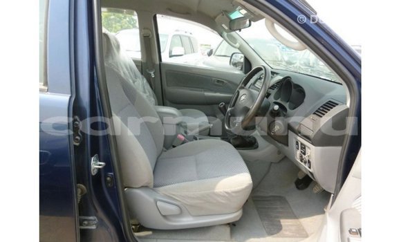 Acheter Import Voiture Toyota Hilux Bleu à Import - Dubai, Région de la Bouenza Acheter Import Voiture Toyota Hilux Bleu à Import - Dubai, Région de la Bouenza