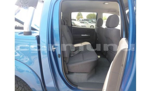 Buy Import Toyota Hilux Blue Car in Import - Dubai in Region of Bouenza Buy Import Toyota Hilux Blue Car in Import - Dubai in Region of Bouenza